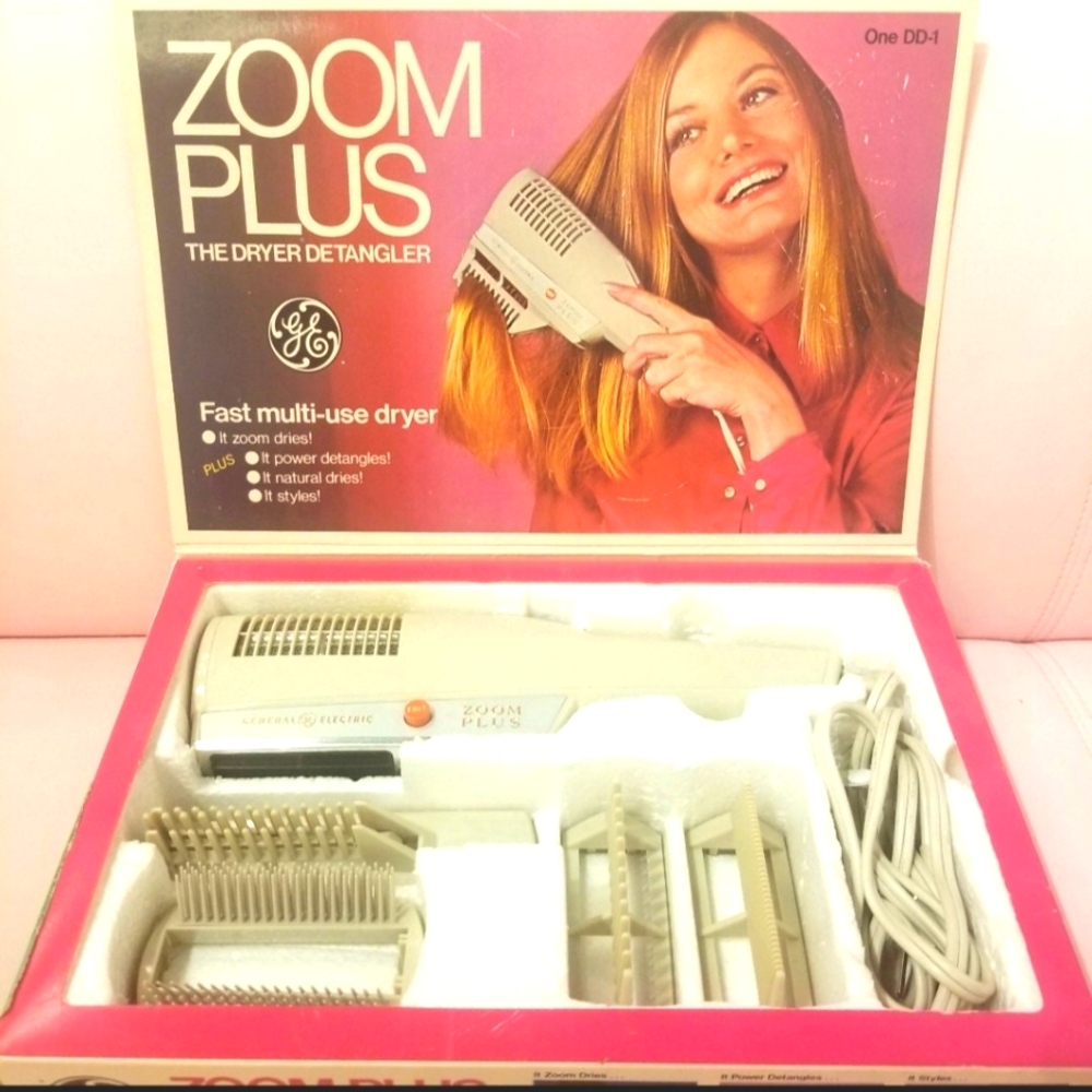 Zoom plus the dryer detangler with attachments.